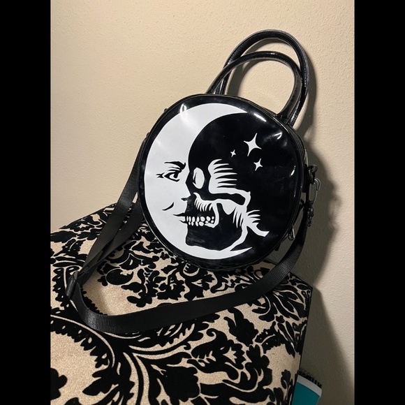Killstar Luna Morte - Moon & Skull - Handbag (Purse) - Picture 2 of 10